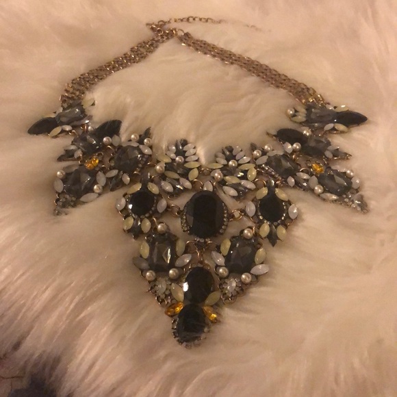 Necklace - Picture 2 of 3